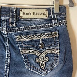 Rock Revival Women's 29 Embroidered Rhinestone Low Rise Skinny Jeans Casual Fall
